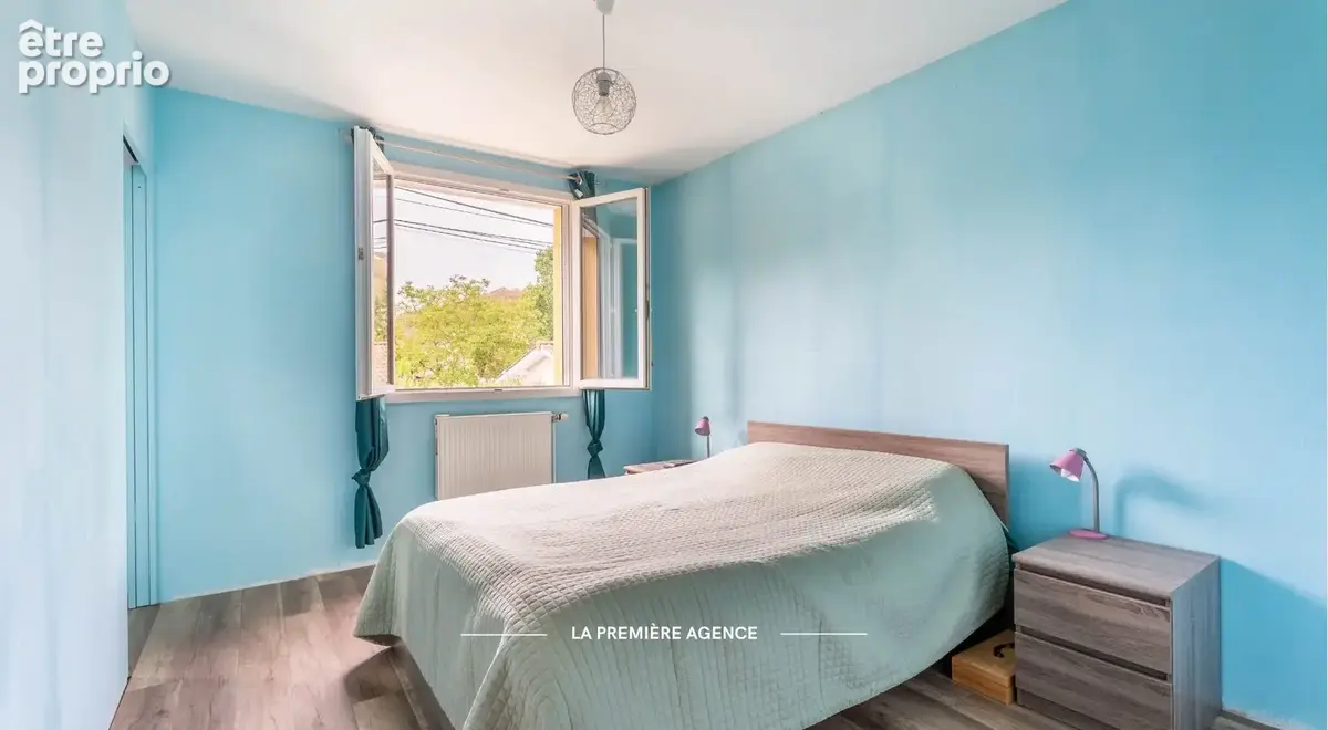 Maison 174 m² à Saint-Forgeux  - photo 8