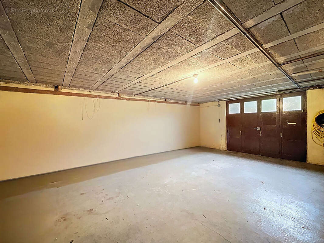 Maison à MINIAC-MORVAN