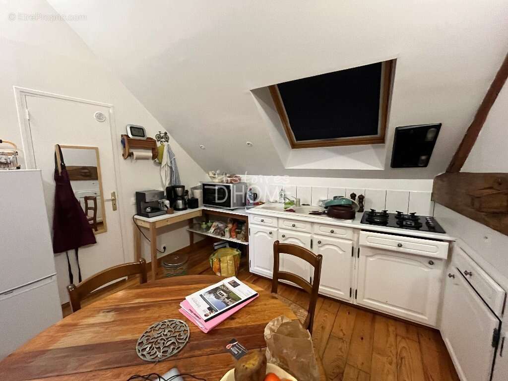 Maison à JOUY-LE-CHATEL