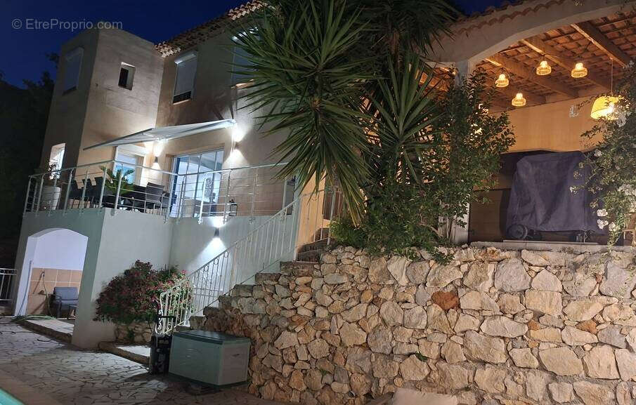 Maison à MARSEILLE-15E