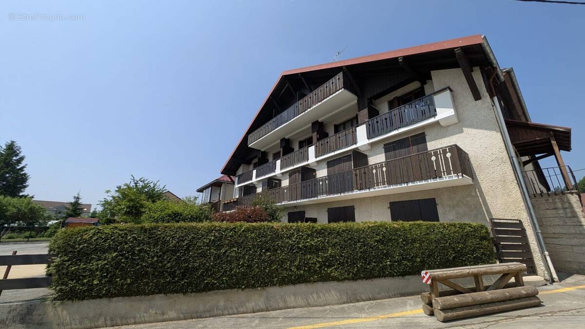 Appartement à SAINT-POINT-LAC