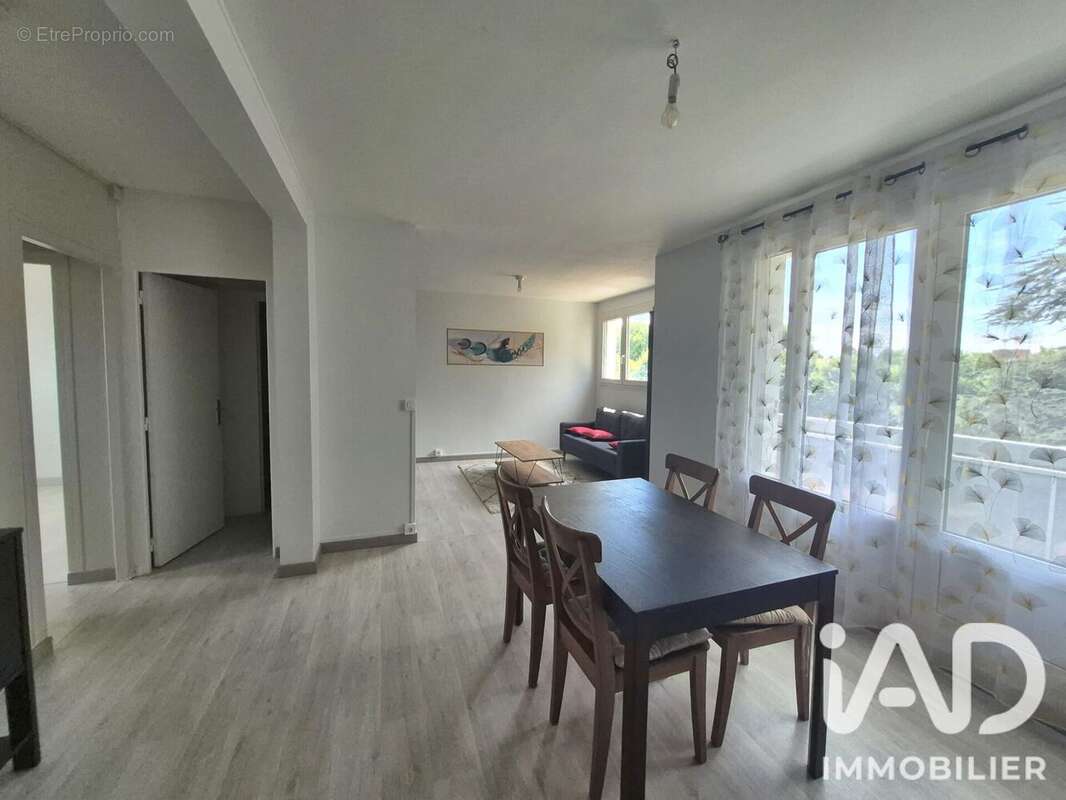 Photo 4 - Appartement à TINQUEUX