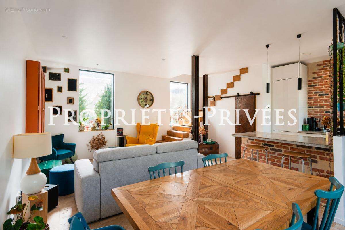 Maison de charme de 80 m2 rénovée à Joinville-le-Pont - photo 6