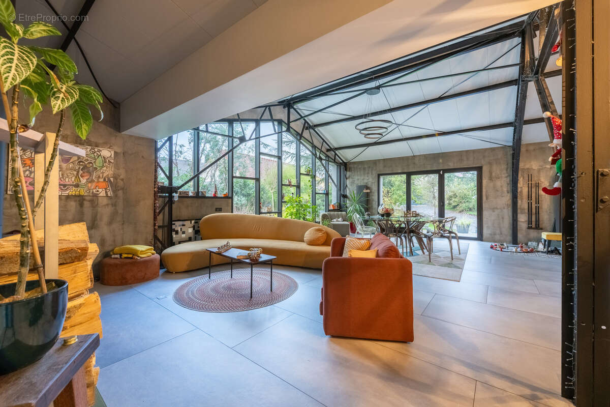 Maison à LA ROCHETTE