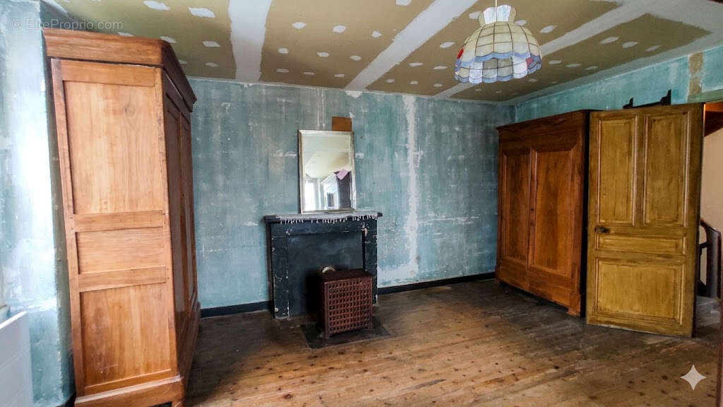Maison à NAINTRE