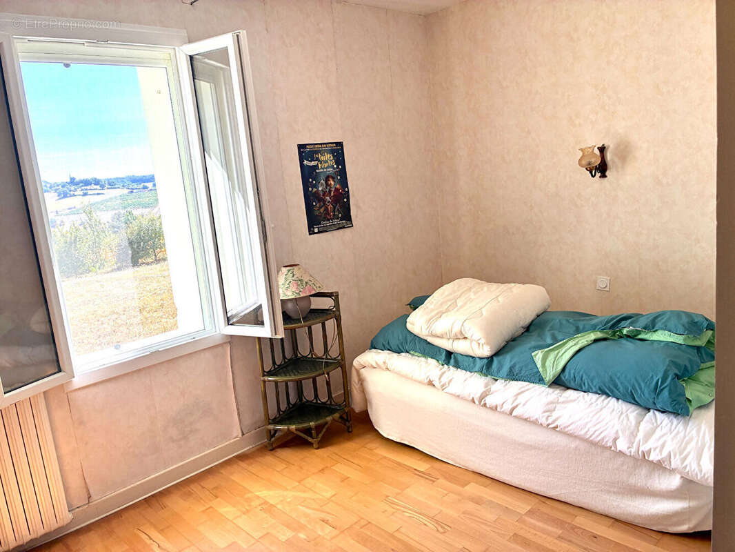 Maison à SAINTE-LIVRADE-SUR-LOT