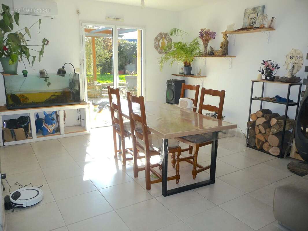 Maison à LOUVIGNE-DE-BAIS