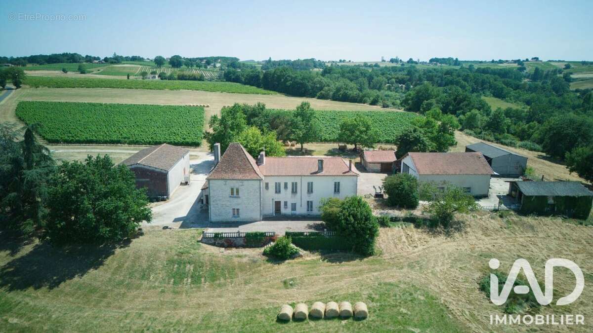 Maison 290 m² à Gageac-Et-Rouillac  - photo 2