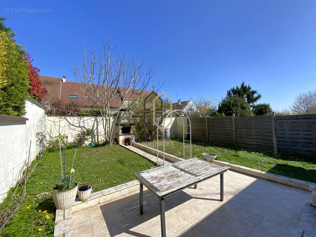 Maison à ORMESSON-SUR-MARNE