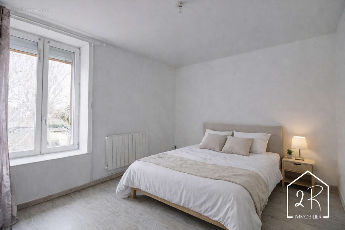 Appartement à MARENNES