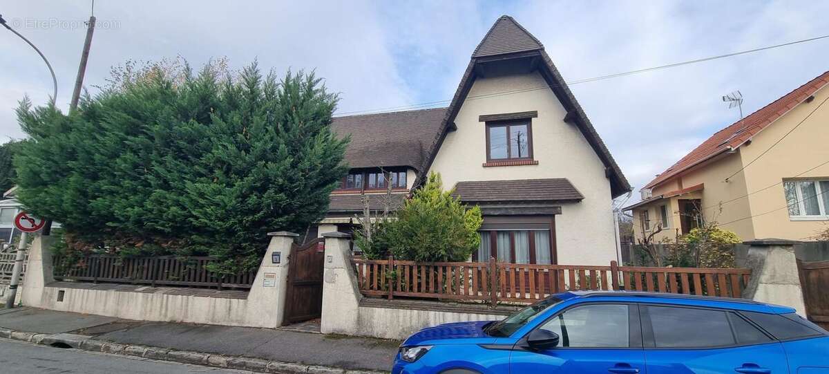 Maison à LE BLANC-MESNIL