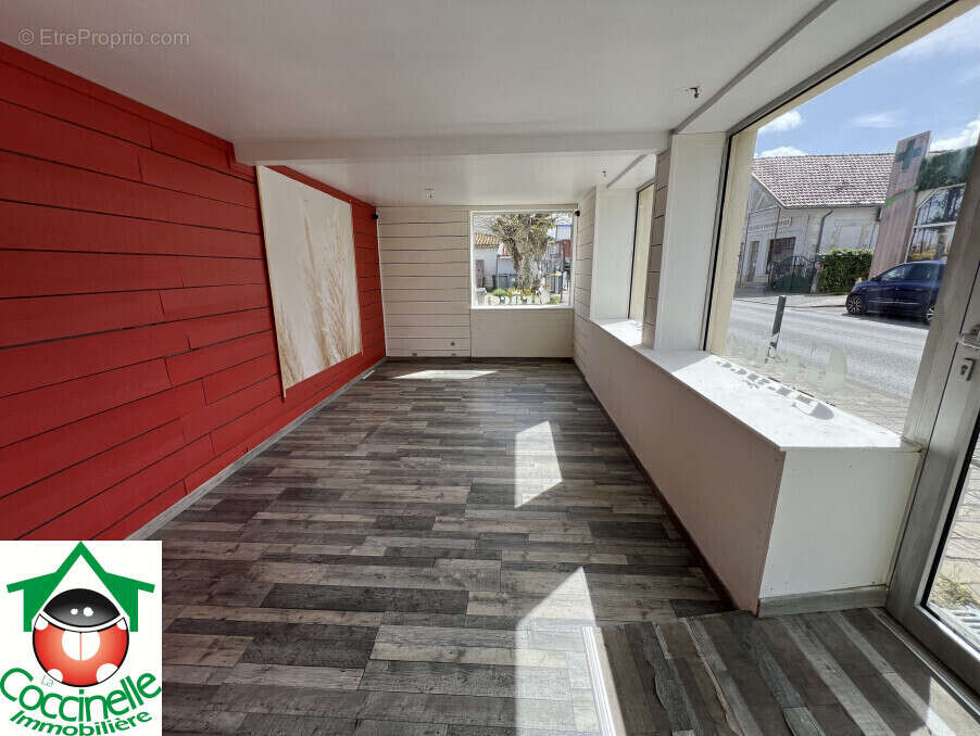 Commerce à GUJAN-MESTRAS