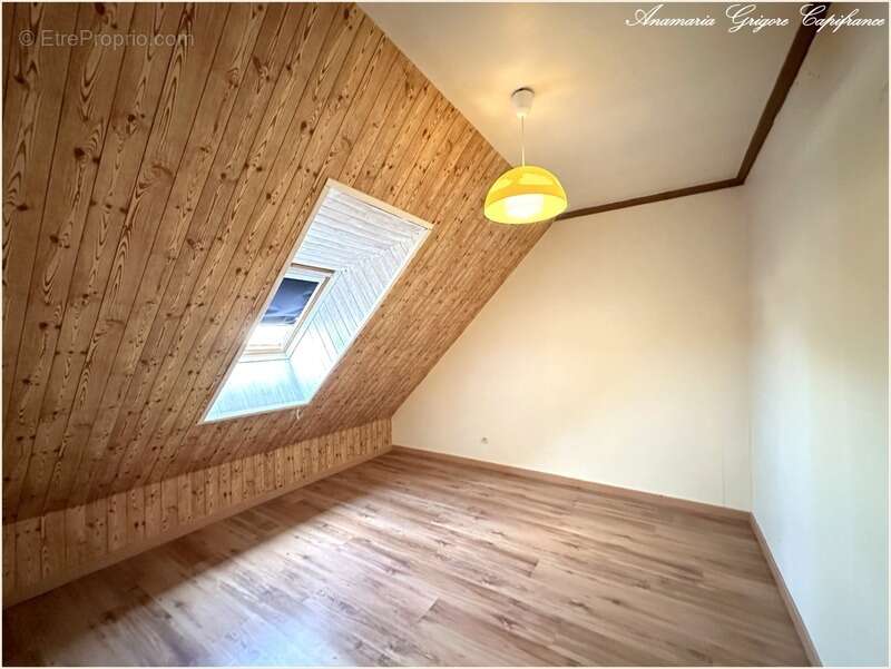 Chuisnes (28190) Maison 145 m², 5 chambres, 2 salles d'eau, terrain 1099 m² - photo 10