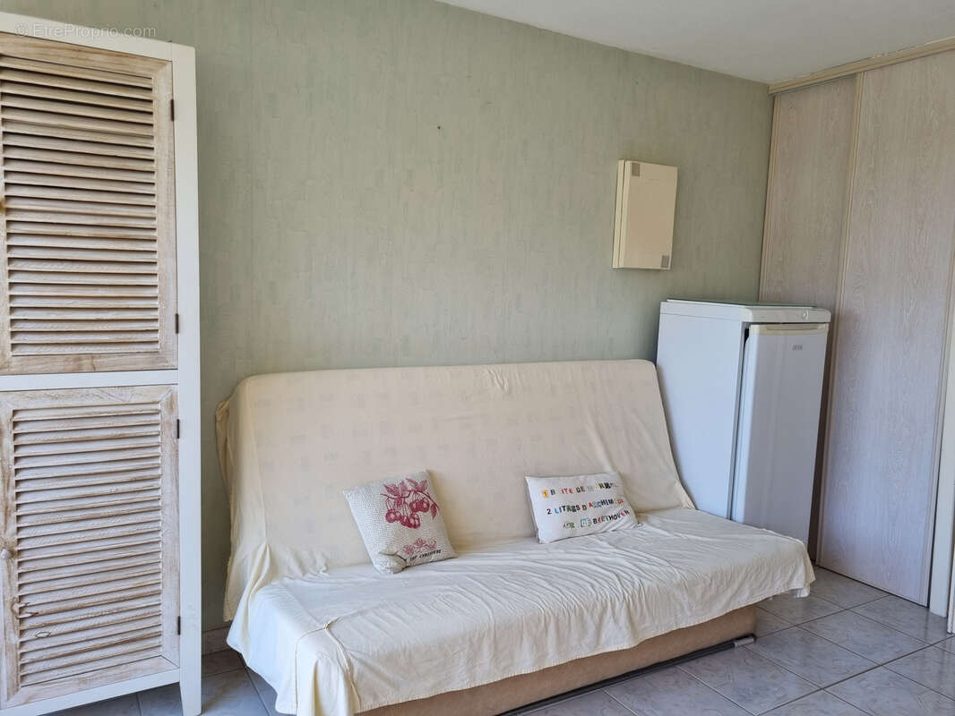 A vendre - gruissan - charmant studio coin cabine - 4 couchages - piscine - belle vue - photo 7