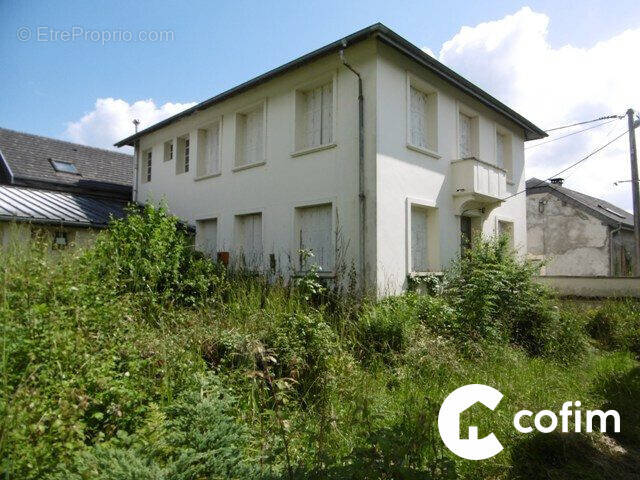 Appartement à MONTAUT