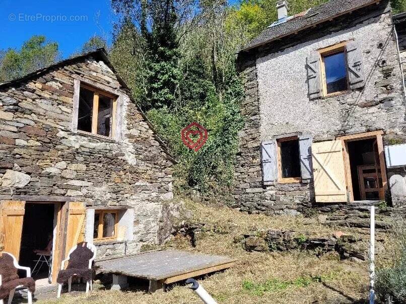 Maison à LE PORT