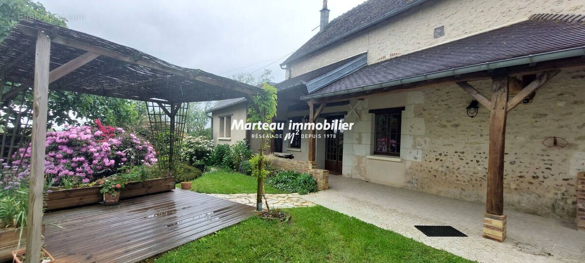 Maison à REMALARD