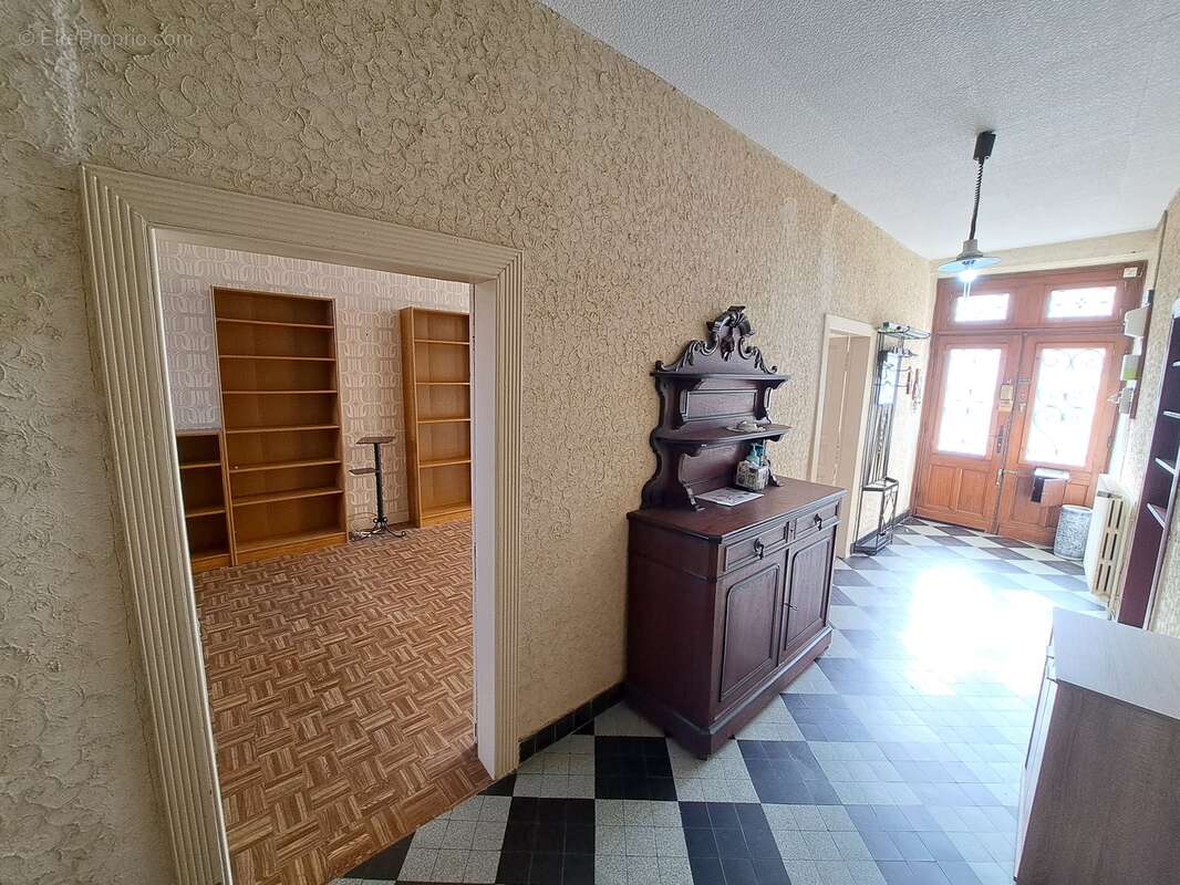 Appartement à AUBETERRE-SUR-DRONNE