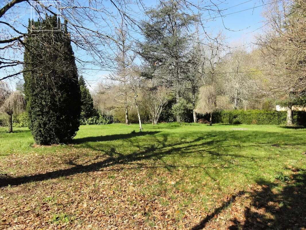 Maison à LA CHAPELLE-FAUCHER