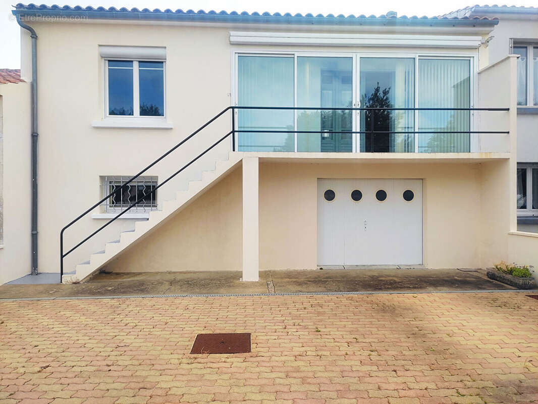 A VENDRE - Chatelaillon-Plage - Maison - 3 Chambres - Garage - Jardin - photo 17
