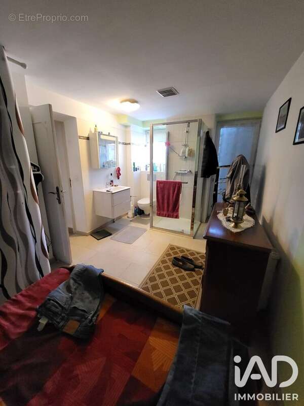 Maison 97 m² à Poligny  - photo 8