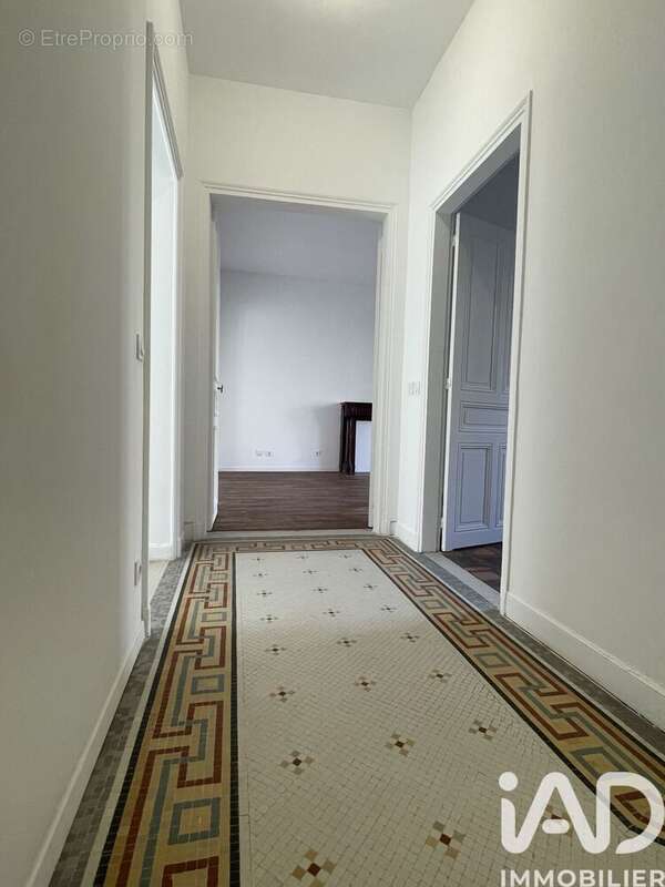 Photo 5 - Appartement à COMPIEGNE