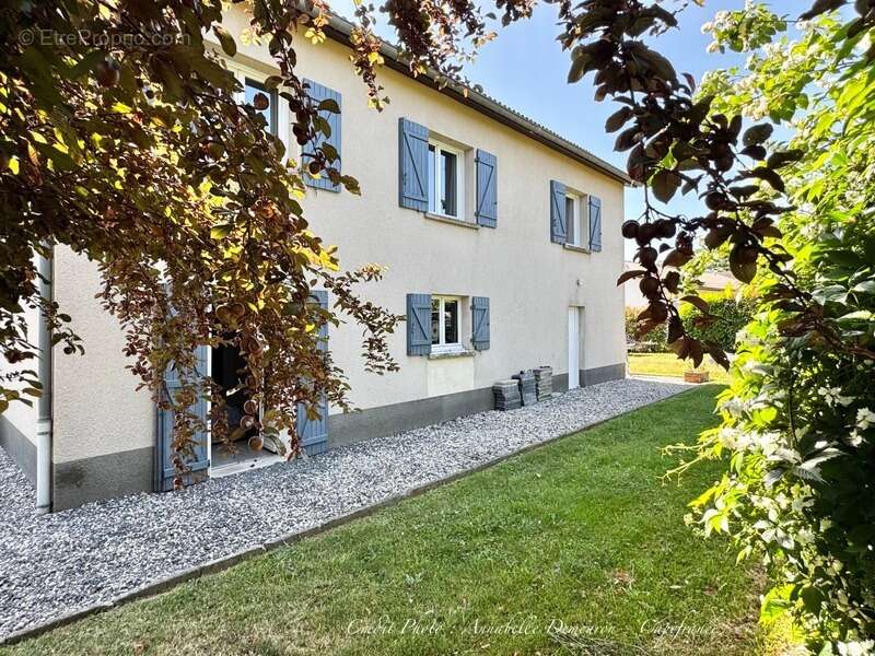 Maison à ORLEAT