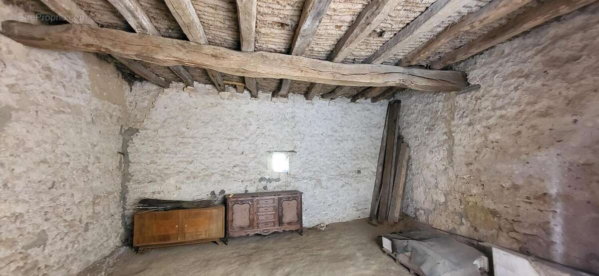 Photo 4 - Commerce à ANGLES-SUR-L&#039;ANGLIN