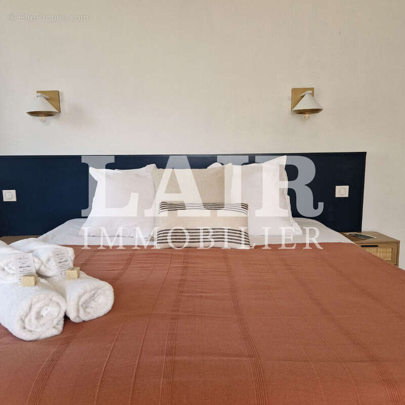 Commerce à SAINT-LEONARD-DES-BOIS