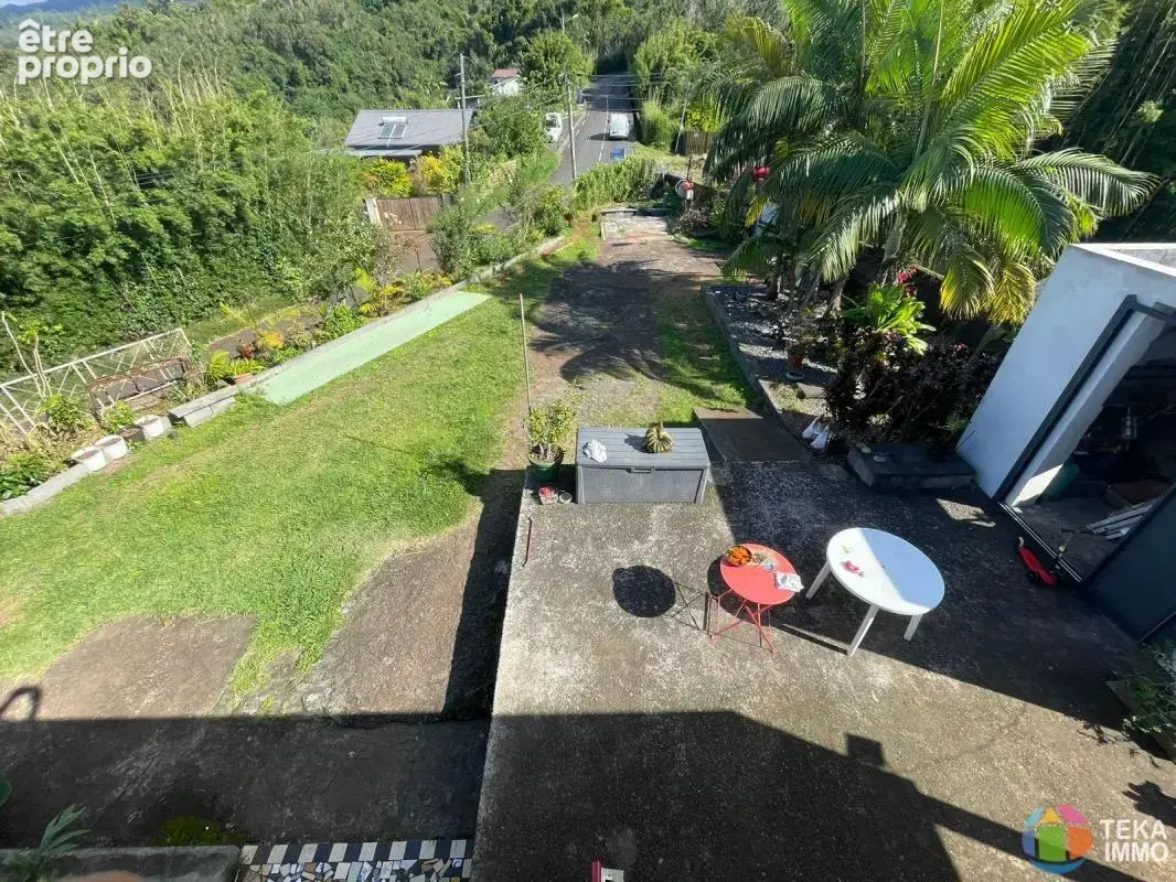 FABIEN TEKA IMMO vous propose une maison à la vente  dans  les bas du Brulé, un peu plus haut que l'air de Pique Nique de Bellep - photo 3