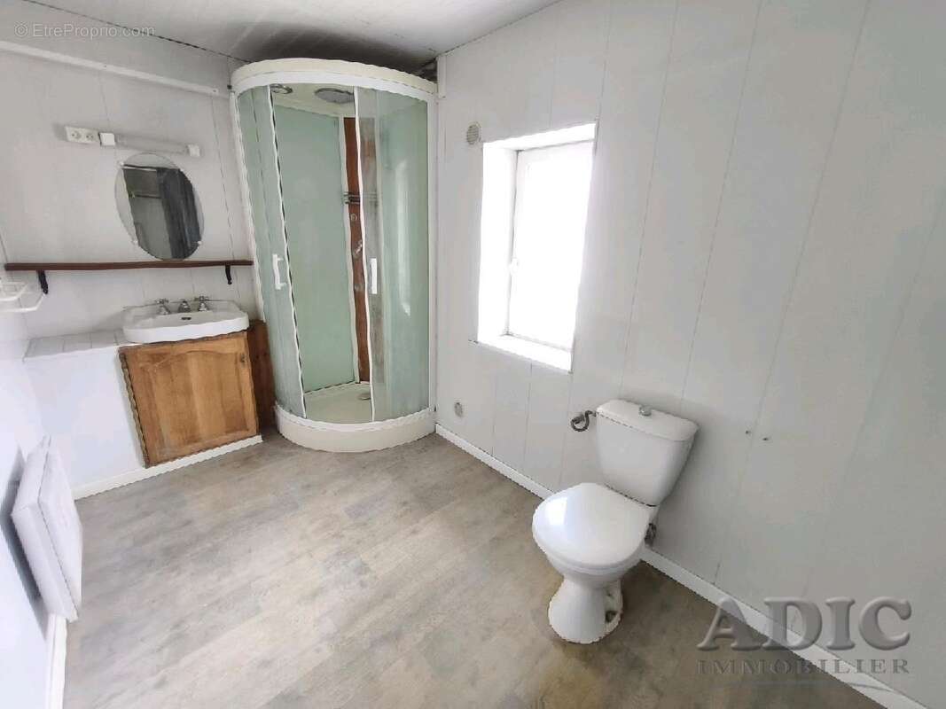Appartement à VER-SUR-LAUNETTE