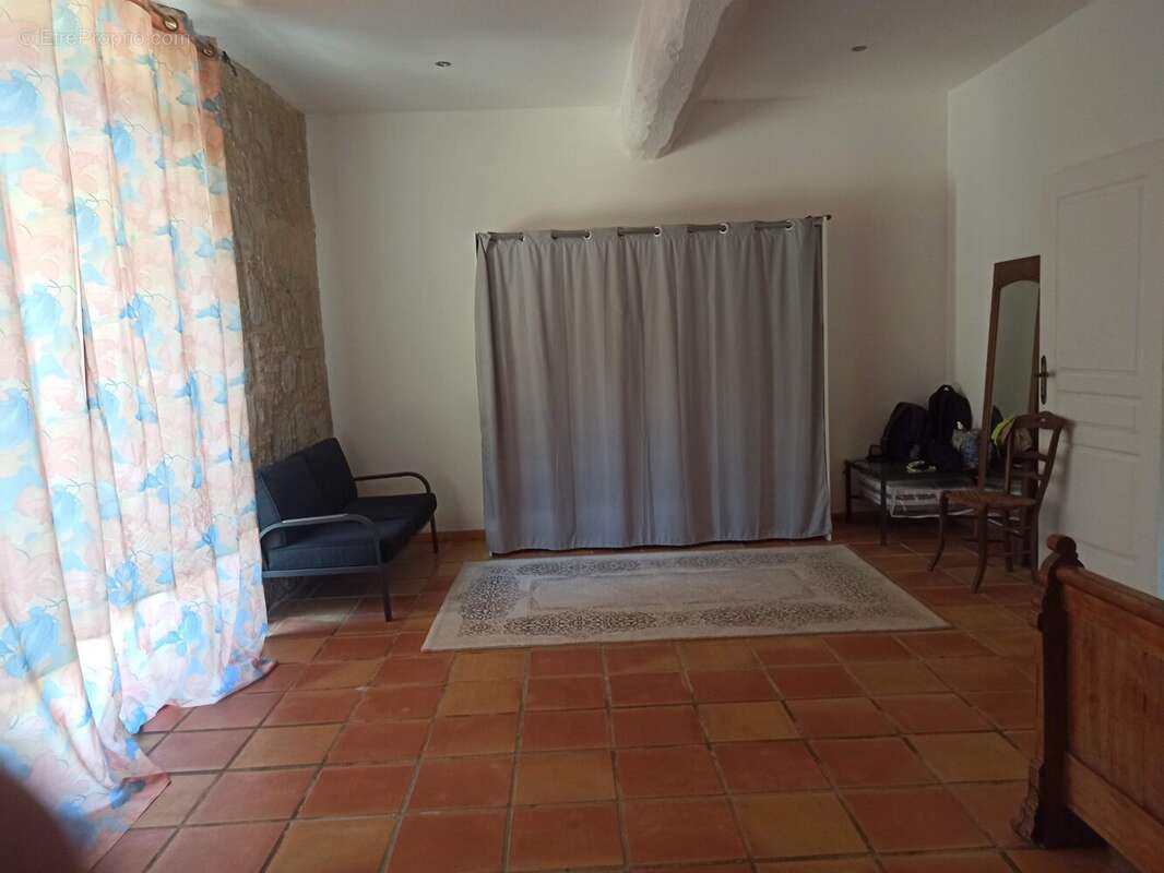 Appartement 668 m² à Lempaut  - photo 5