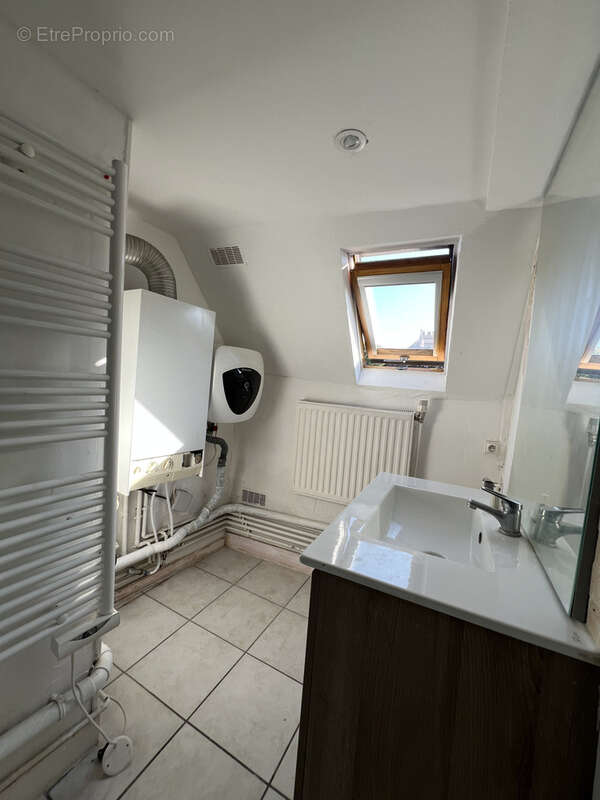 Appartement à VILLENEUVE-SUR-YONNE