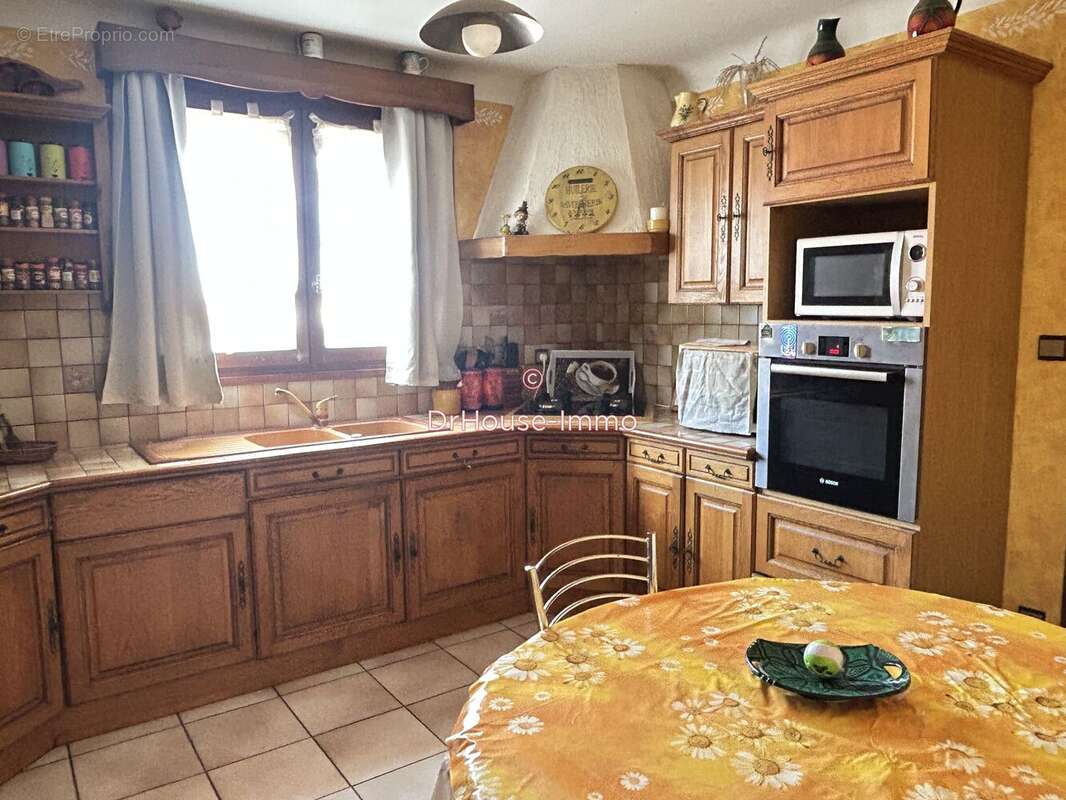 Maison à SAINT-CYPRIEN