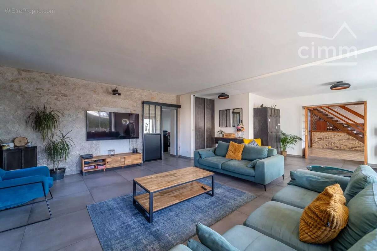 Maison à LA CHARITE-SUR-LOIRE