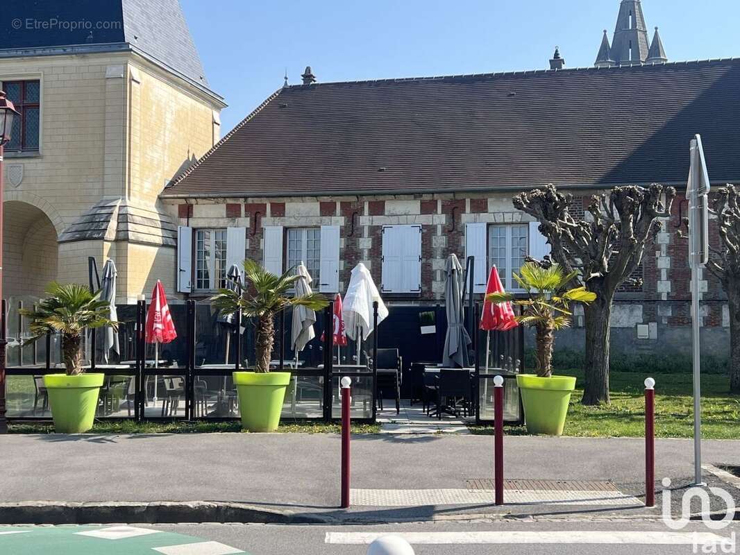 Photo 8 - Commerce à BRESLES