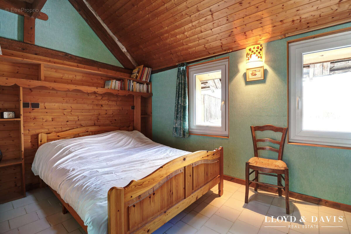 Maison 194 m² à Lescheraines  - photo 9