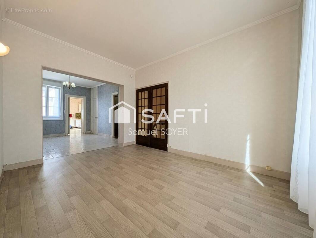 Photo 1 - Maison à TERGNIER