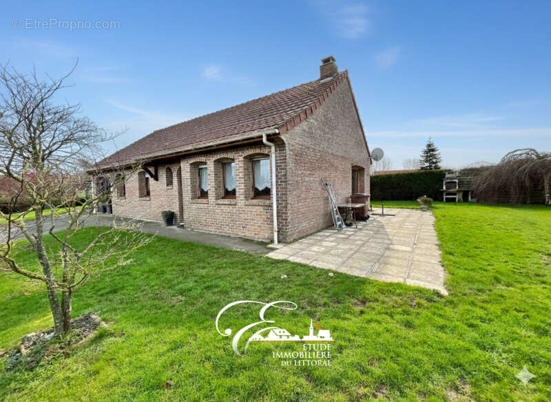 Maison à BAYENGHEM-LES-EPERLECQUES
