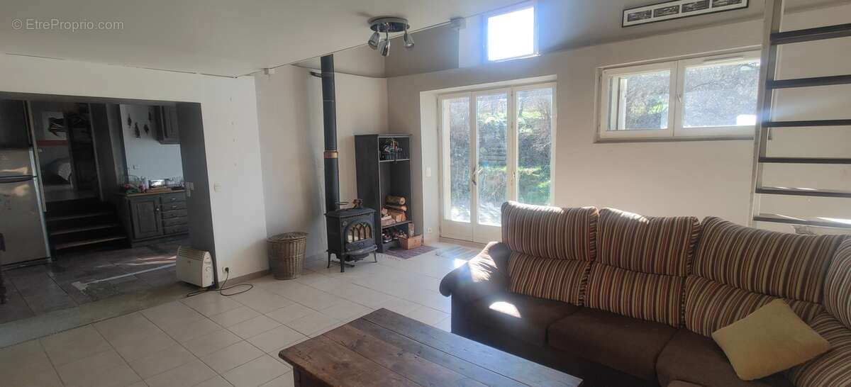 Maison à SALLES-SUR-L&#039;HERS