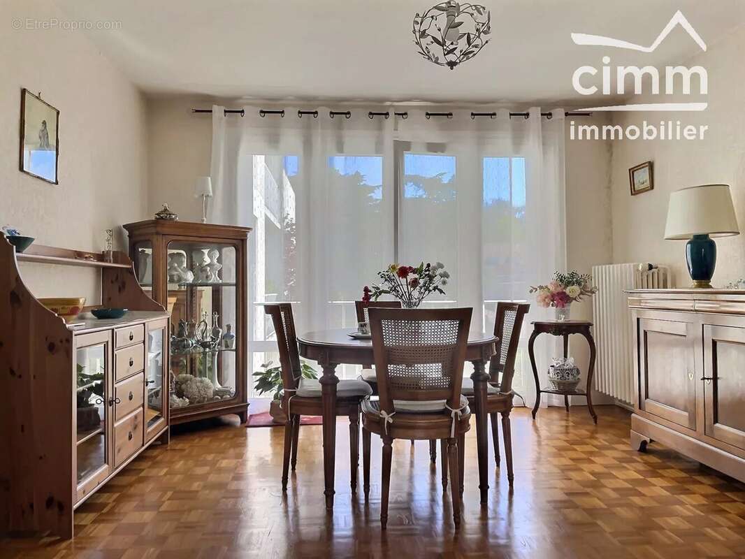 Appartement à COULOMMIERS