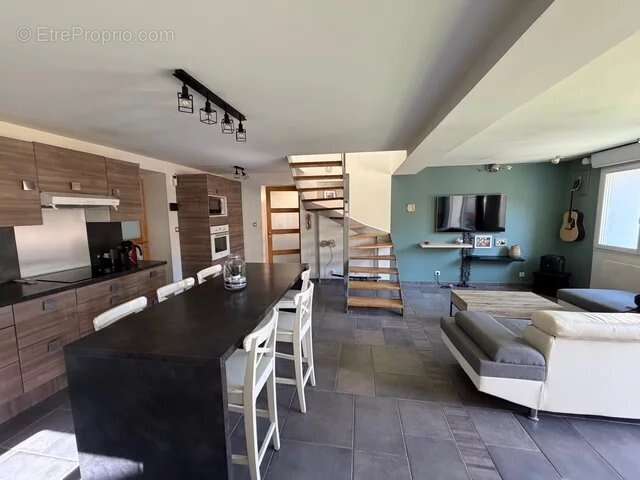 Maison à LA BOISSE