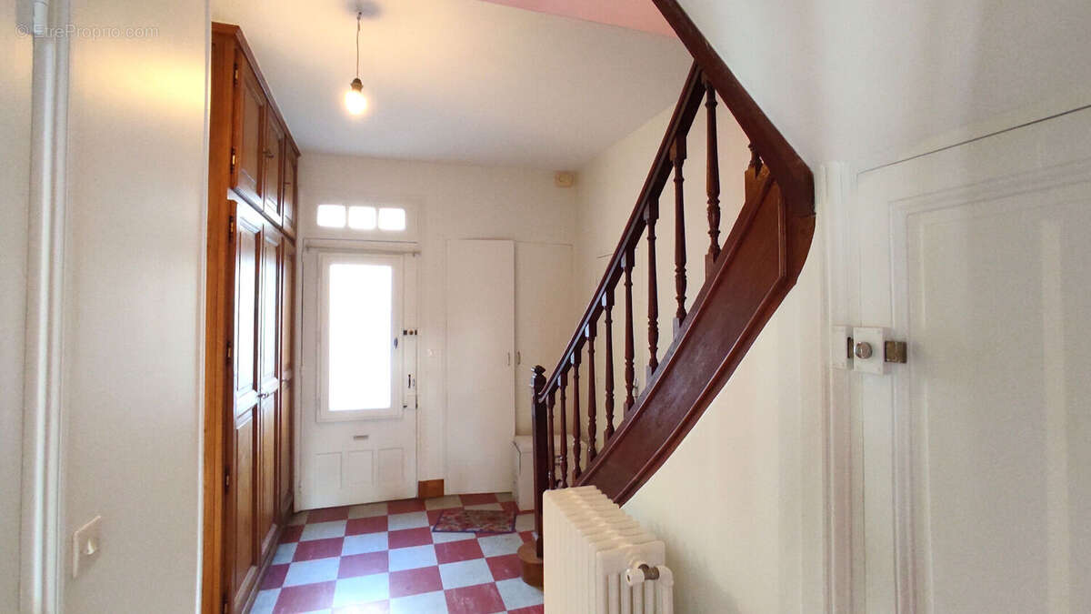 Maison à CHATELLERAULT