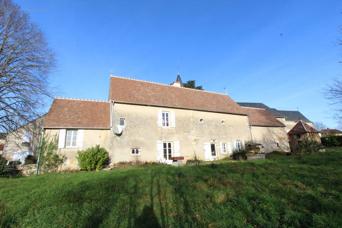 Maison à RAVEAU
