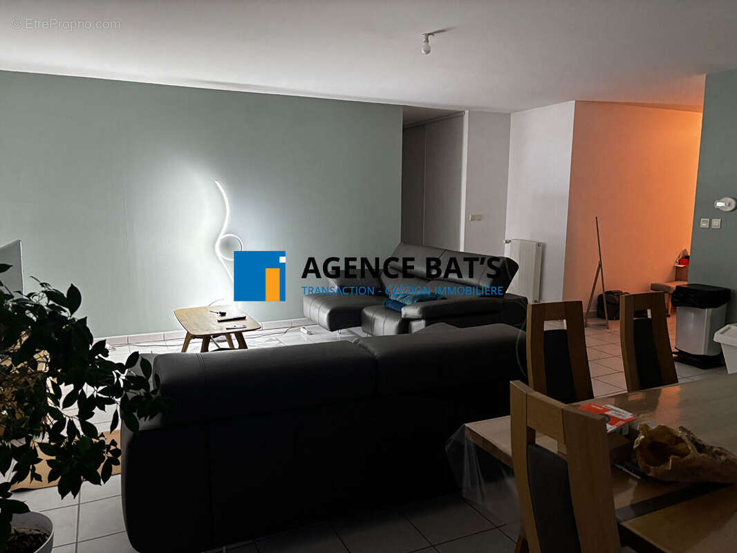 Photo 5 - Appartement à ROCHE-LA-MOLIERE