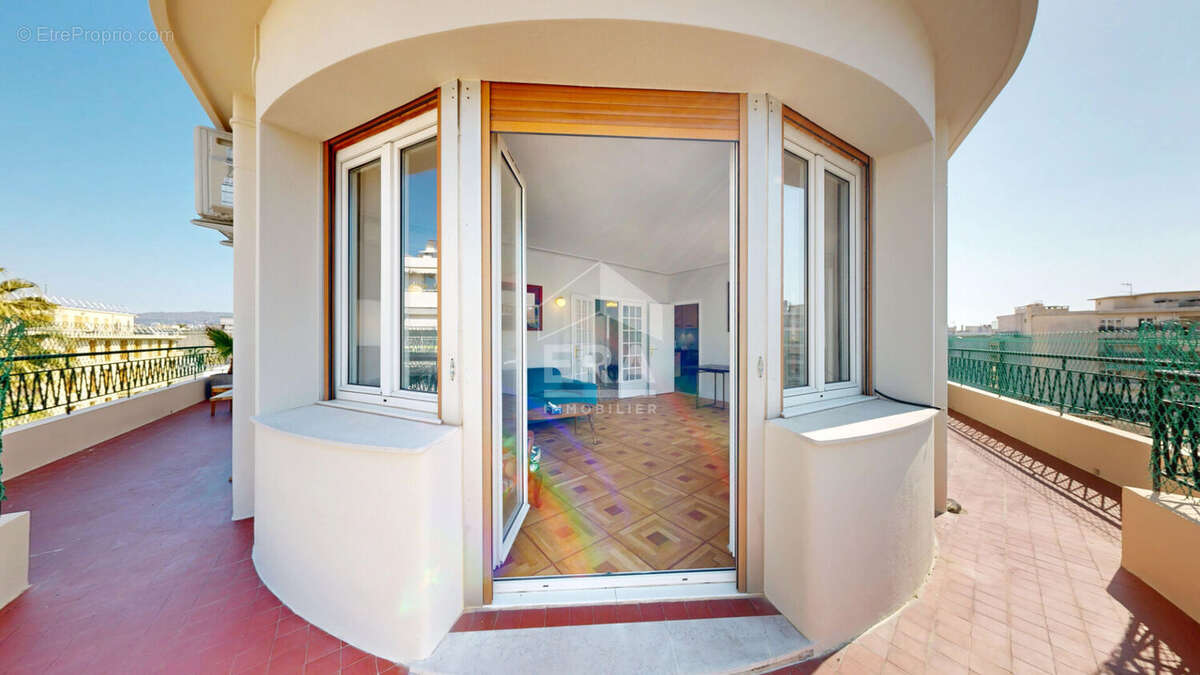Appartement à NICE