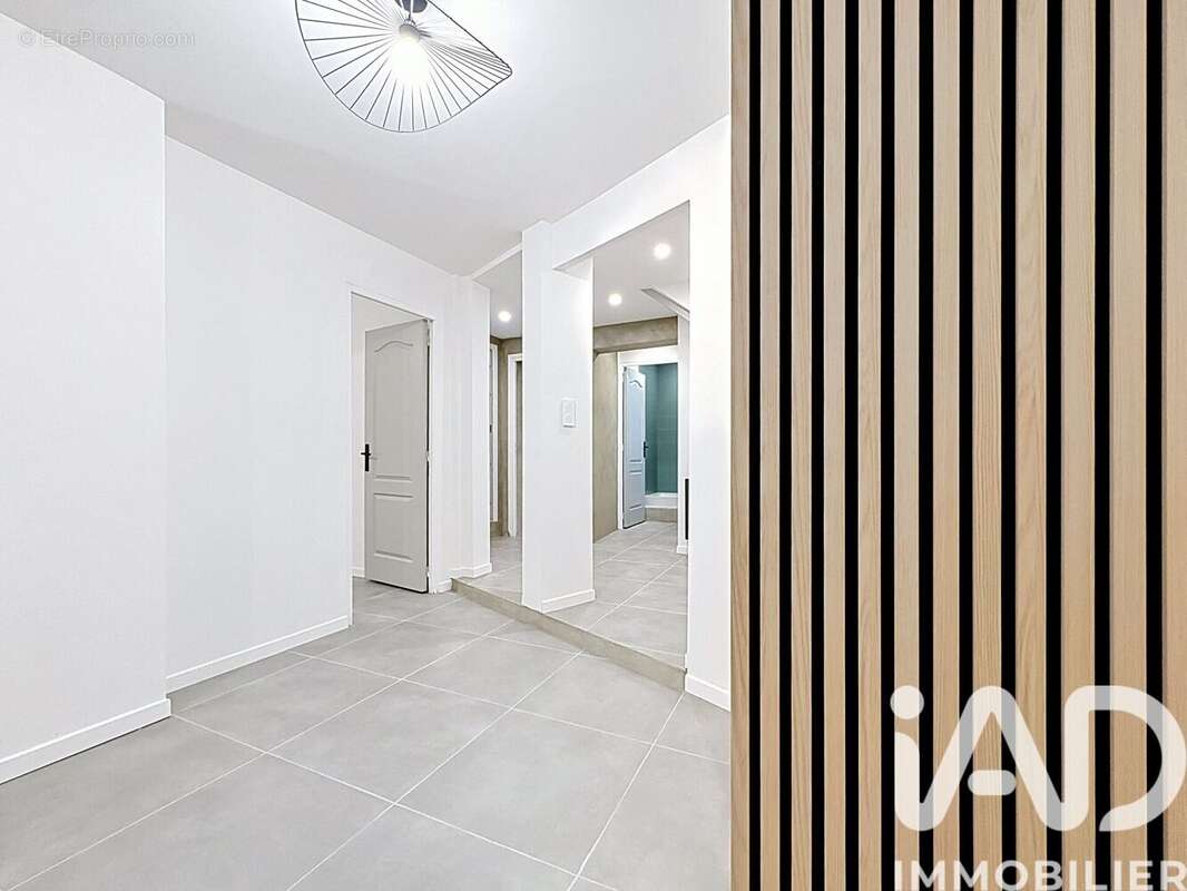 Appartement 82 m² à Cazouls-Les-Beziers  - photo 7