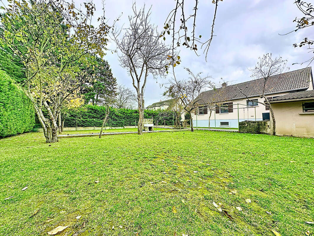 Maison à MAINVILLIERS