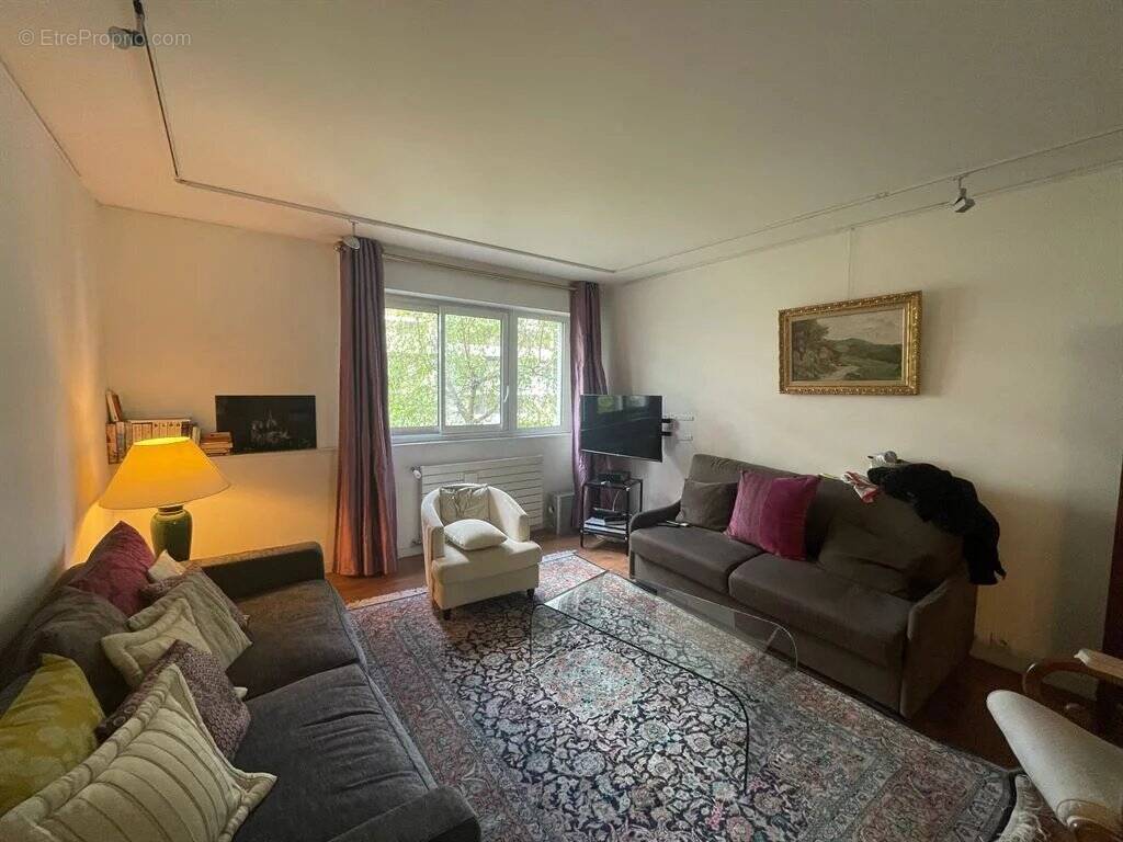 Appartement à PARIS-12E
