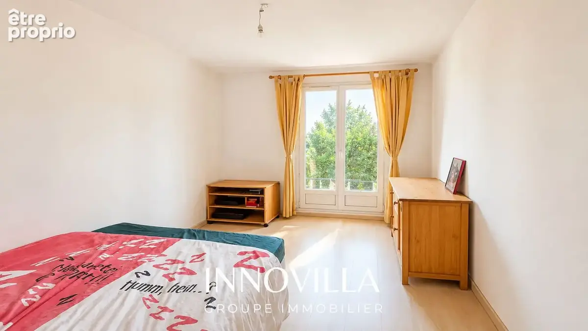 Maison familiale T7 , en lisière de bois . - photo 13